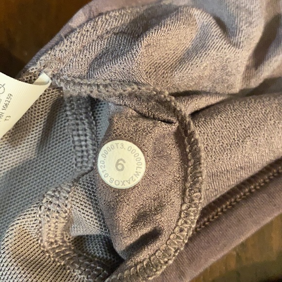 LULULEMON PURPLE/GRAY SPORTS BRA💓 - Picture 8 of 9